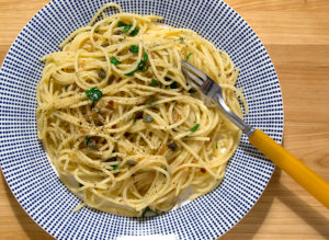 Is drunk cooking even a thing? It can be: Midnight Spaghetti – Blue Kitchen